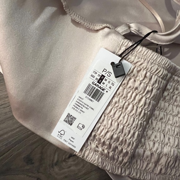 Satin Garage Top - Picture 4 of 4